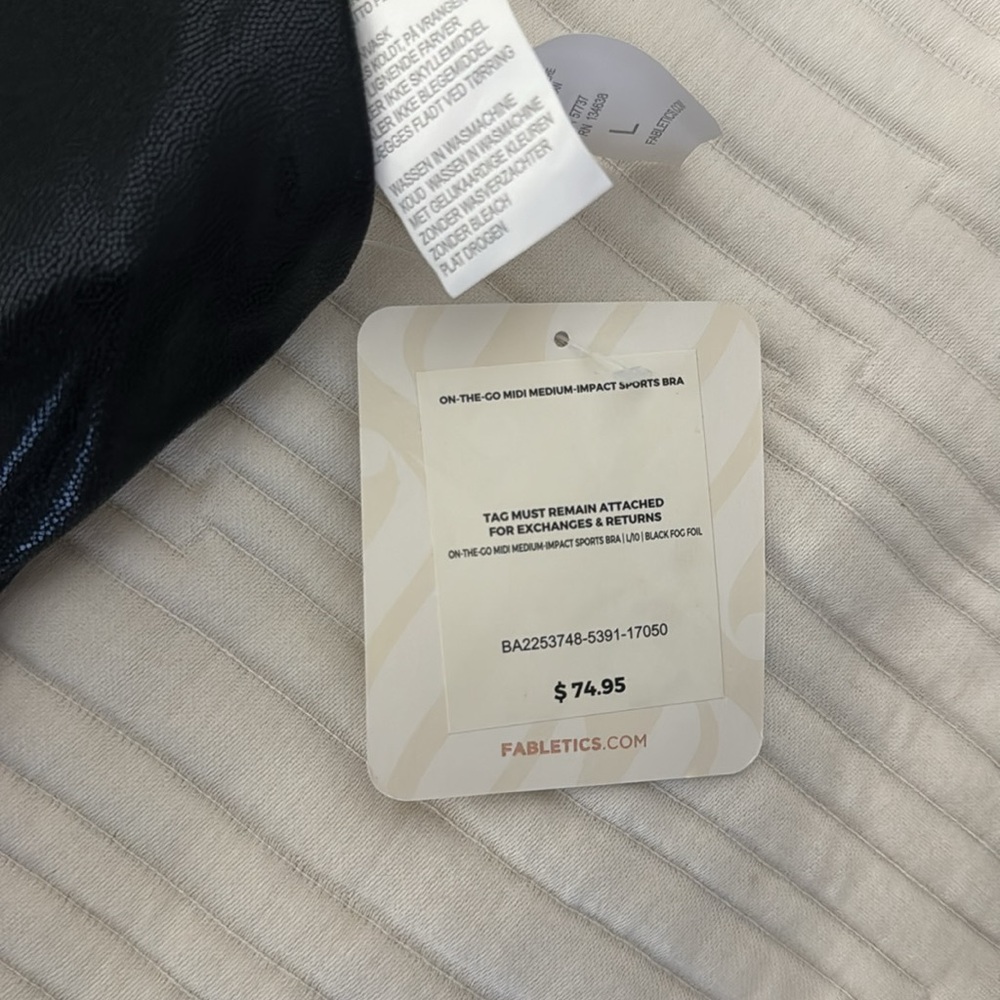 Metallic Fabletics Bra - Picture 2 of 3